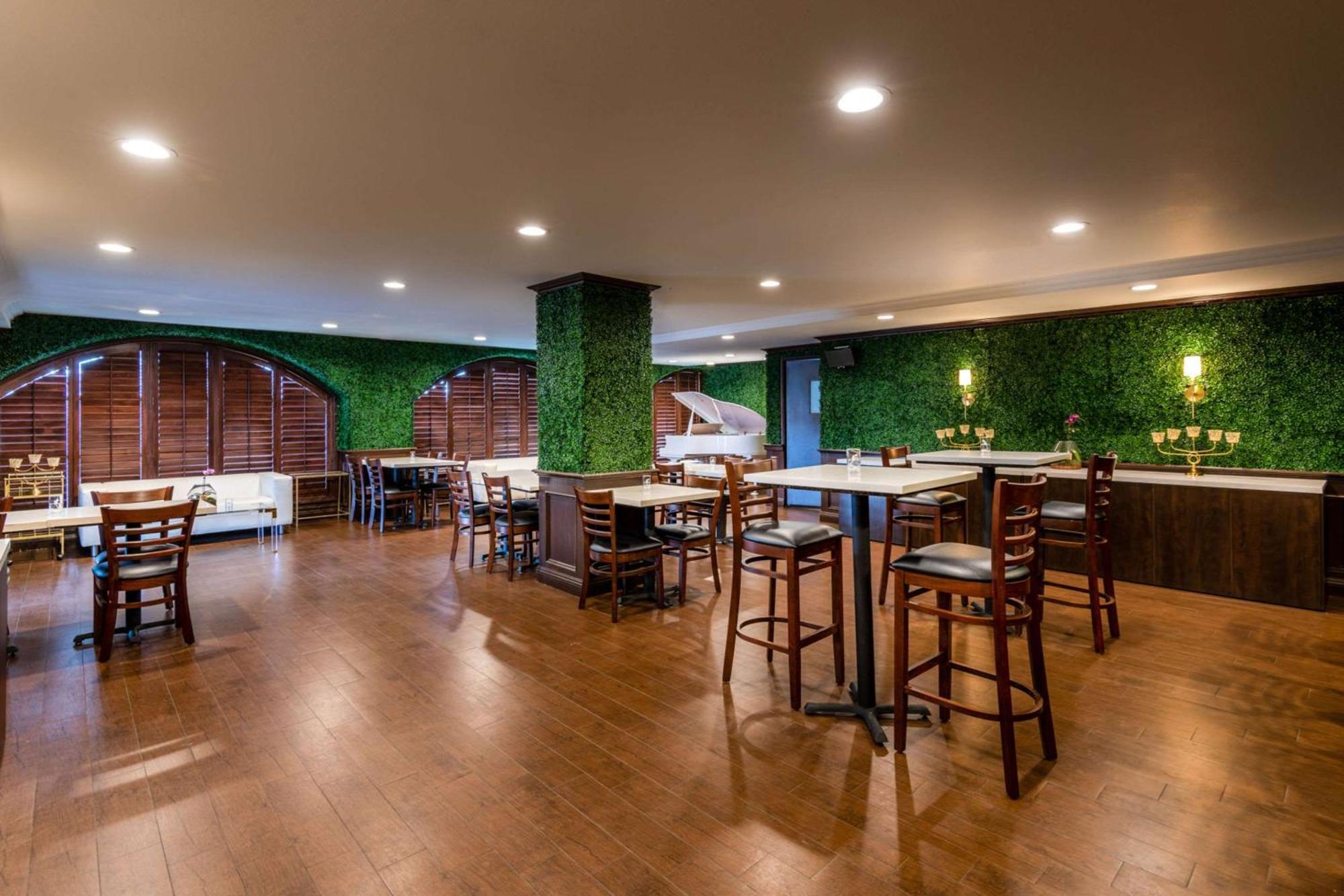 The Volare, Ascend Hotel Collection San Clemente Esterno foto